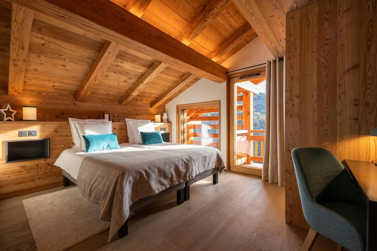 Chalet La Manigodine Piscine 18-24 Pers